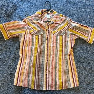 Patagonia large women’s button down shirt